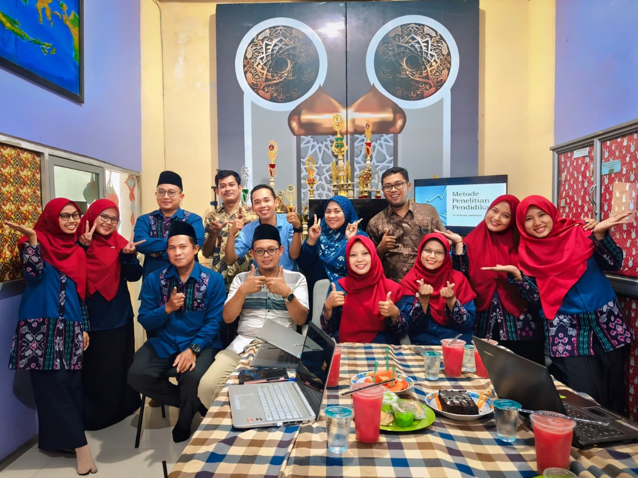 Peserta dan Pemateri Pelatihan Metodologi Penelitian